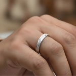 Silver Engraved Leaf Pattern Band Ring - Image 2