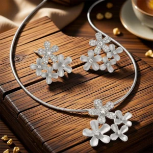 Flower cluster Pendant Set